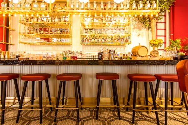 Le matériel de bar : vos indispensables pour des cocktails réussis