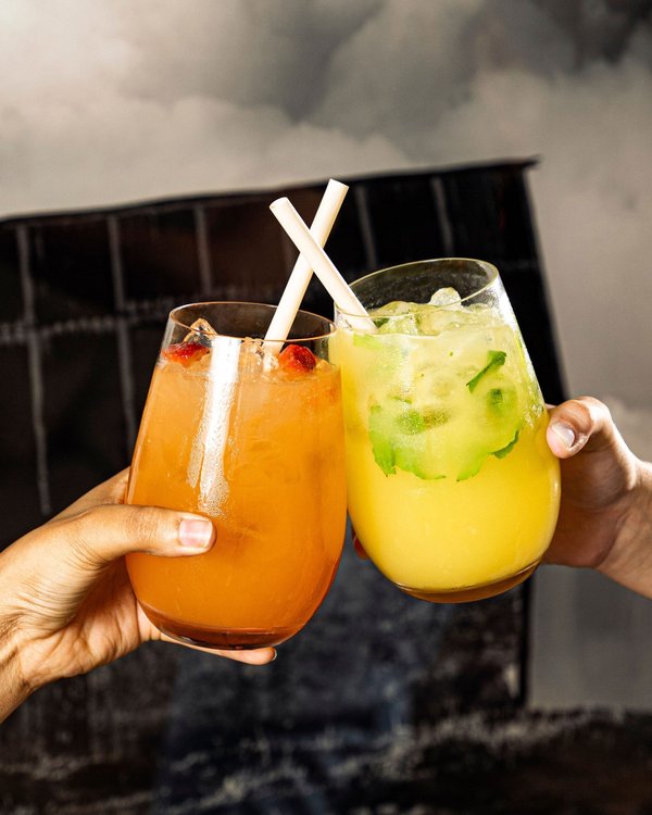 Cocktails sans alcool à la grenadine : des recettes festives à découvrir